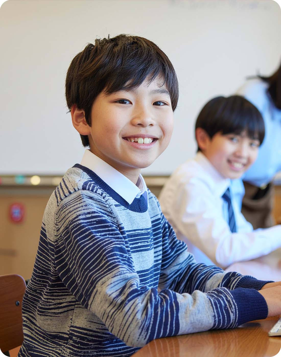 パソコンを楽しむお子様